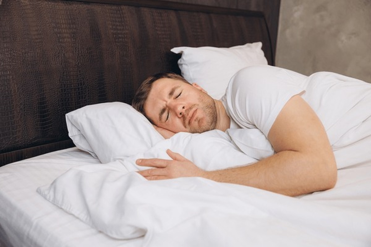 How sleeping positions affect teeth, jaw alignment, and dental health